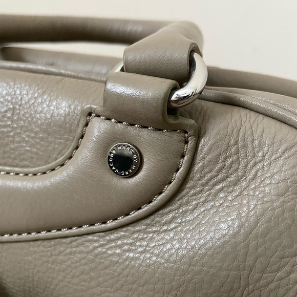 Marc By Marc Jacobs Leather Sling Bag - Picture 4 of 11